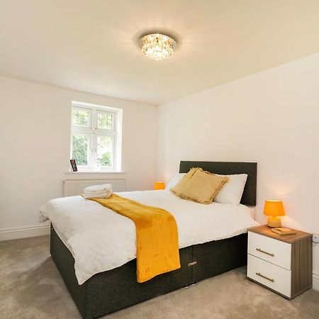 ✰Onpoint -Large 2 Bedroom Apt With Parking!✰ Nottingham Exteriör bild