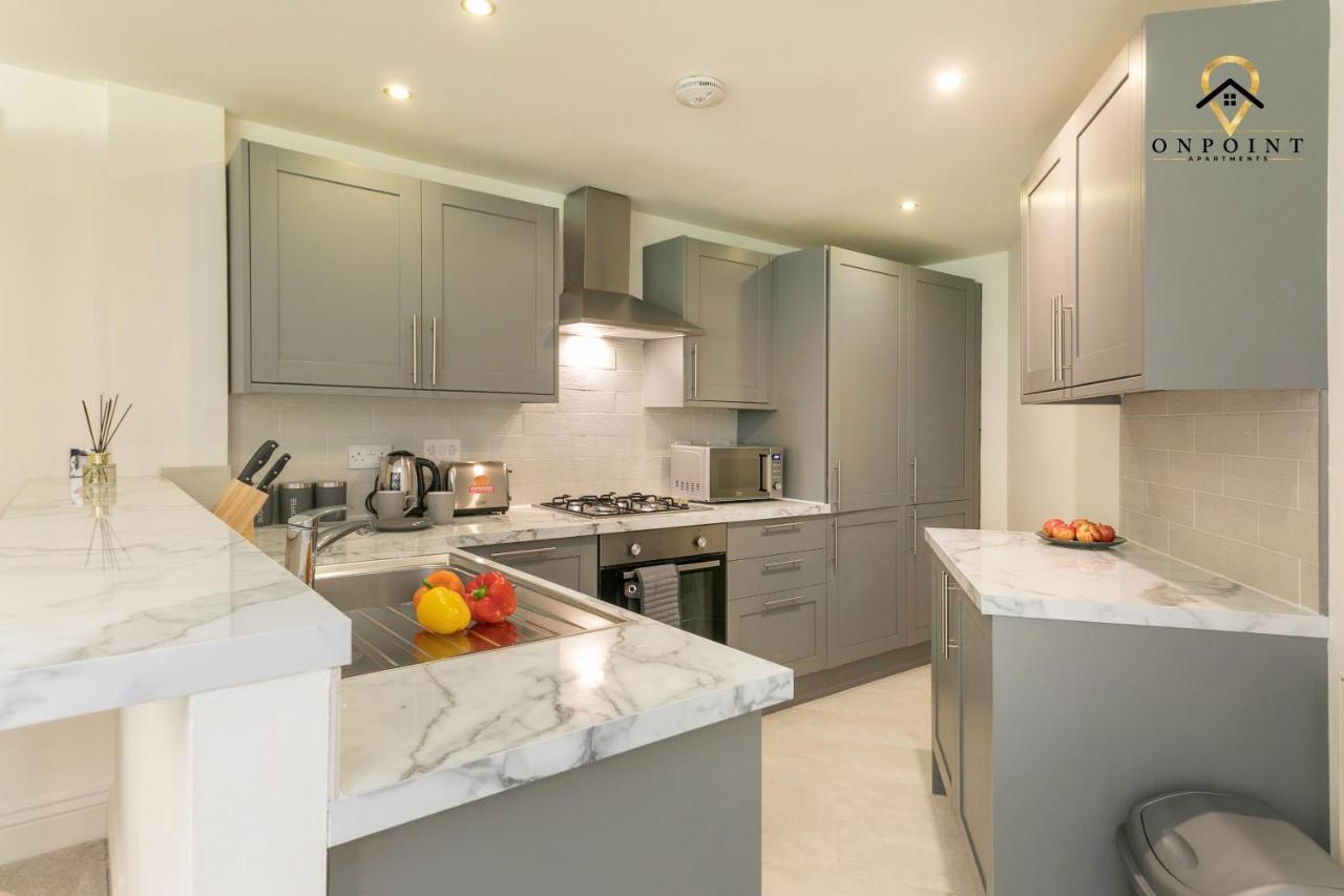 ✰Onpoint -Large 2 Bedroom Apt With Parking!✰ Nottingham Exteriör bild