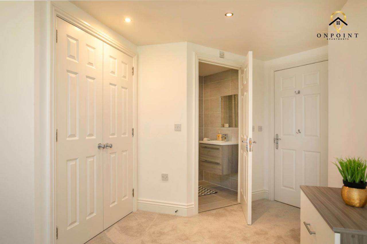 ✰Onpoint -Large 2 Bedroom Apt With Parking!✰ Nottingham Exteriör bild