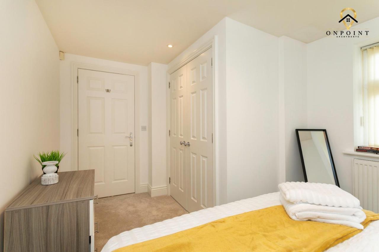 ✰Onpoint -Large 2 Bedroom Apt With Parking!✰ Nottingham Exteriör bild