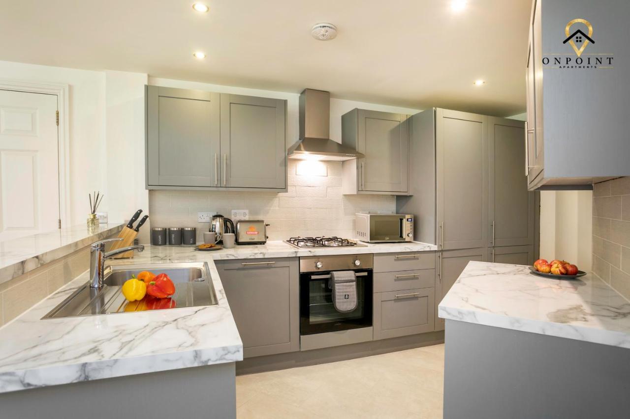 ✰Onpoint -Large 2 Bedroom Apt With Parking!✰ Nottingham Exteriör bild