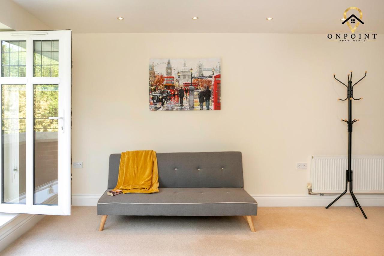 ✰Onpoint -Large 2 Bedroom Apt With Parking!✰ Nottingham Exteriör bild