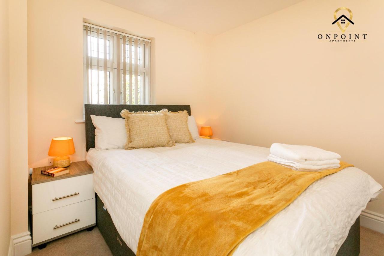 ✰Onpoint -Large 2 Bedroom Apt With Parking!✰ Nottingham Exteriör bild