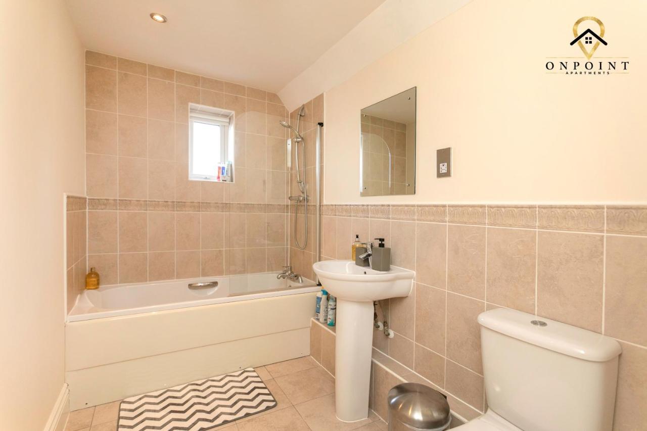 ✰Onpoint -Large 2 Bedroom Apt With Parking!✰ Nottingham Exteriör bild